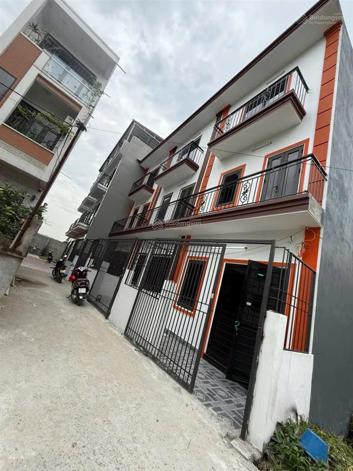2.05tỷ mua được nhà 3 tầng ở cộng hoàbầnmỹ hào, sẵn sổ, nhà mới, nội thất đầy đủ, cho thuê 68tr