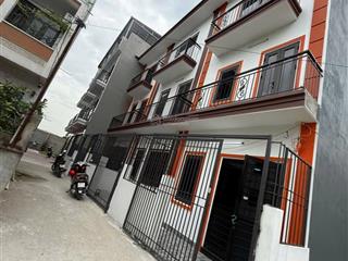 2 tỷ mua được nhà 3 tầng ở cộng hoà bần  mỹ hào, sẵn sổ, nhà mới, nội thất đầy đủ, cho thuê 68tr