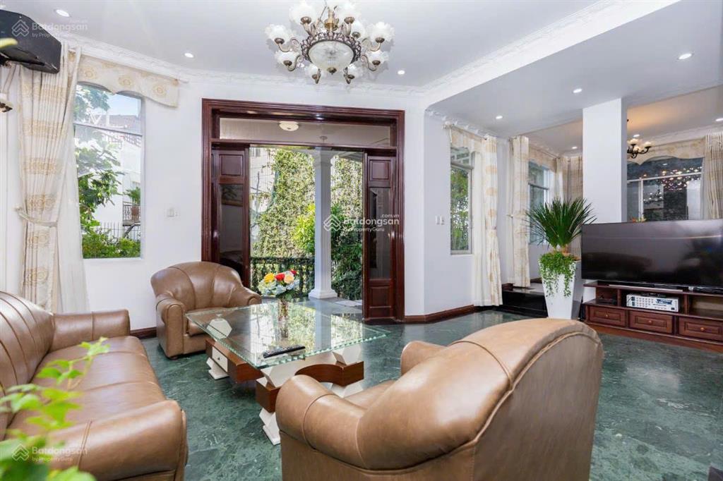 Bán biệt thự view biển  trần phú, p1, vũng tàu  dt 303m2 sổ hồng, cách biển 200m, giá 30 tỷ tl