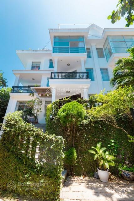 Bán biệt thự view biển  trần phú, p1, vũng tàu  dt 303m2 sổ hồng, cách biển 200m, giá 30 tỷ tl