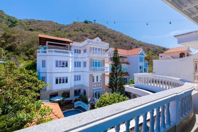 Bán biệt thự view biển  trần phú, p1, vũng tàu  dt 303m2 sổ hồng, cách biển 200m, giá 30 tỷ tl