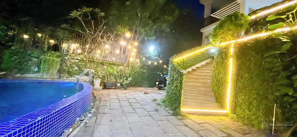Bán biệt thự view biển  trần phú, p1, vũng tàu  dt 303m2 sổ hồng, cách biển 200m, giá 30 tỷ tl