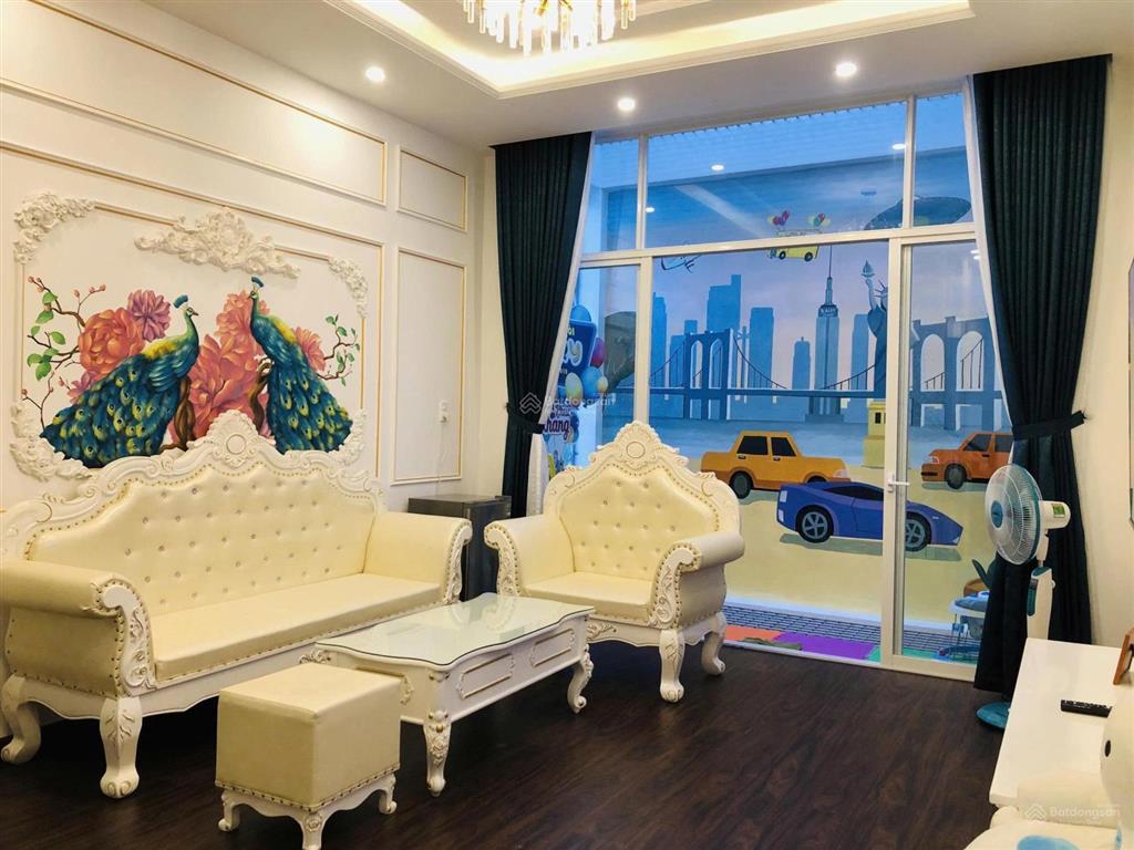 Bán nhà mặt tiền phường 9 khu song ngữ (1 trệt 2 lầu) 90m2 giá chỉ 11,2 tỷ  nhà mới nội thất vip