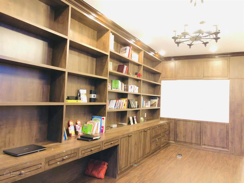 Bán nhà mặt tiền phường 9 khu song ngữ (1 trệt 2 lầu) 90m2 giá chỉ 11,2 tỷ  nhà mới nội thất vip
