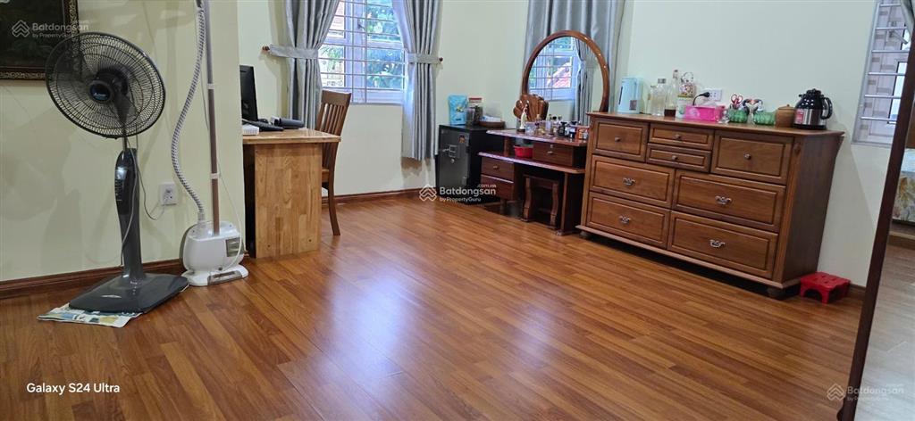 Bán biệt thự sân vườn biển 1 trệt 2 lầu (mới) dt 204m2 thùy vân bãi sau vũng tàu, giá chỉ 24.9 tỷ