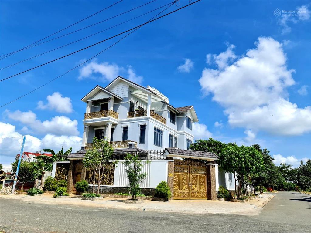 Bán biệt thự góc cao cấp phước sơn vũng tàu  dt 156m2 sổ hồng giá 15 tỷ cách biển sungroup 200m