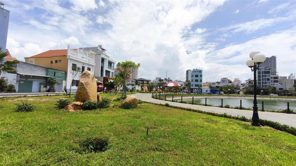 Bán đất mt bờ hồ võ thị sáu  dt 104m2 (6.1x17.2m) vị trí độc bản, view hồ 100%, cách biển 200m