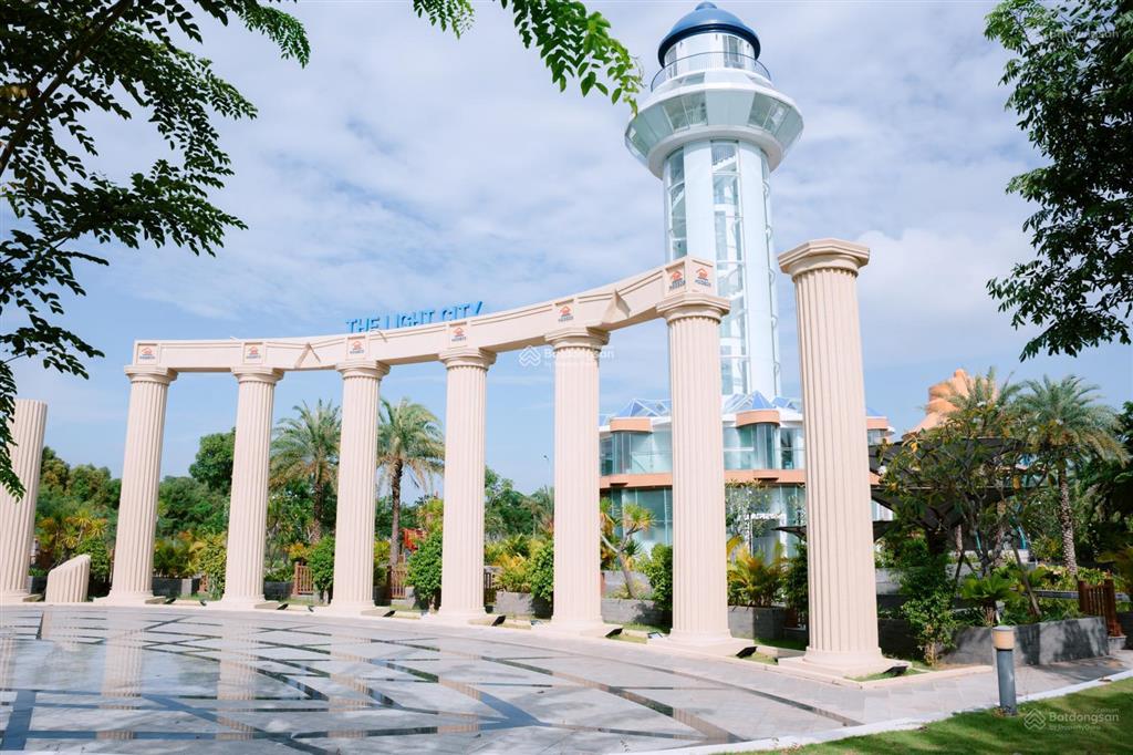 Bán đất biệt thự dự án the light city (hodeco) dt 306m2 (12x25)m giá chỉ 12 tỷ (39tr/m2) gần biển