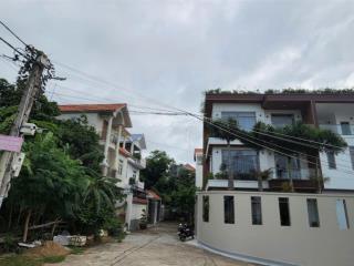 Bán đất góc 2 mặt tiền (núi + vi ba) dt 306m2 giá 18.5 tỷ  cách biển 800m phường 4 vũng tàu