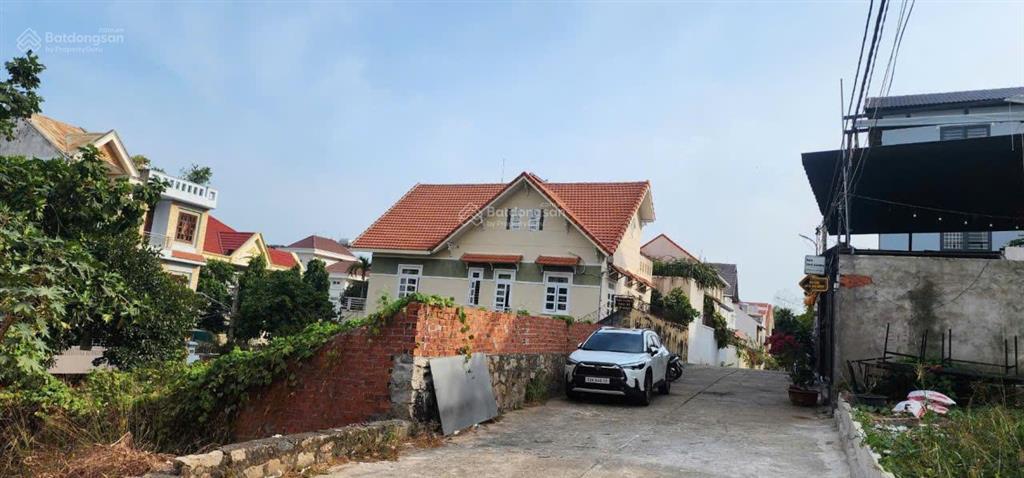 Bán đất góc 2 mặt tiền (núi + vi ba) dt 306m2 giá 18.5 tỷ  cách biển 800m phường 4 vũng tàu