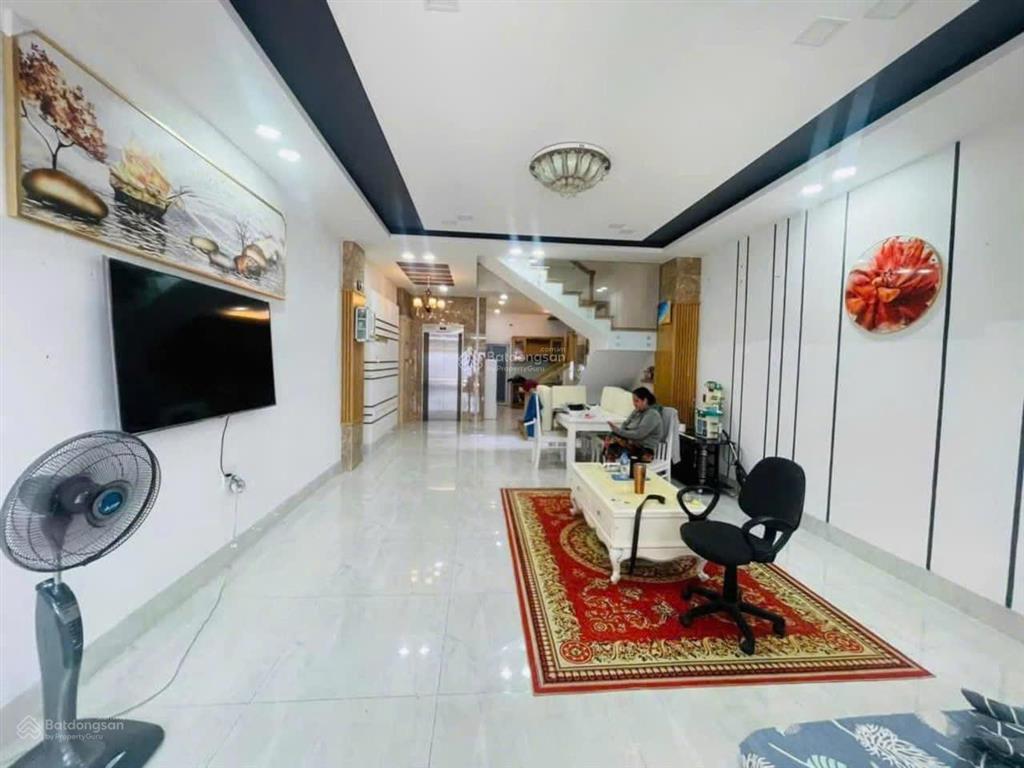 Bán gấp nhà 1 trệt 3 lầu sổ hồng riêng (thang máy) phan chu trinh dt 102m2 giá 12 tỷ cách biển 500m