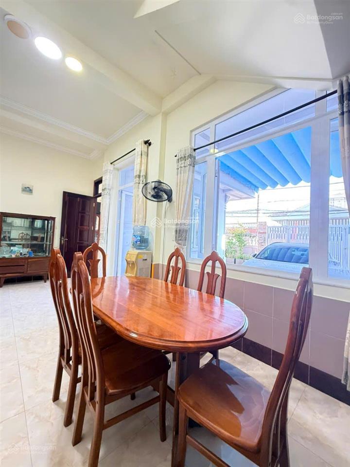 Nợ ngân hàng cần bán gấp nhà lê lợi dt 175.6m2 (~52 triệu/m2) 1 trệt 1lầu vị trí trung tâm vũng tàu