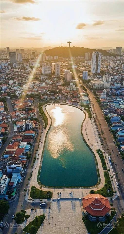 Biệt thự đẹp lạc long quân 200m2 xây tâm huyết tại khu nghỉ dưỡng bãi sau vũng tàu, 23,9 tỷ