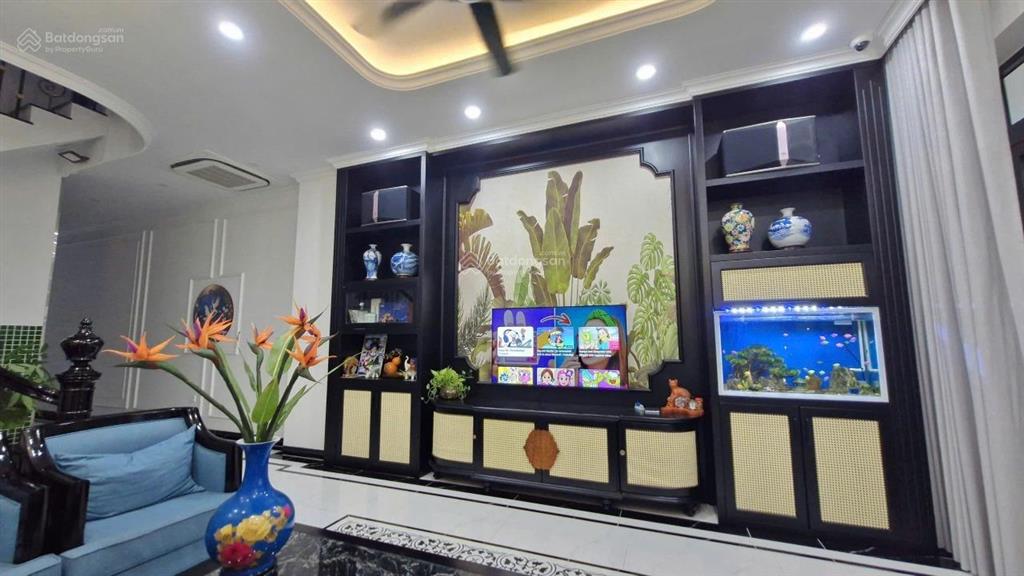 Bán nhà đẹp hiện đại 1 trệt 3 lầu (mới) lê hồng phong dt sàn 325m2 giá chỉ 13,5 tỷ đông nam mát mẻ
