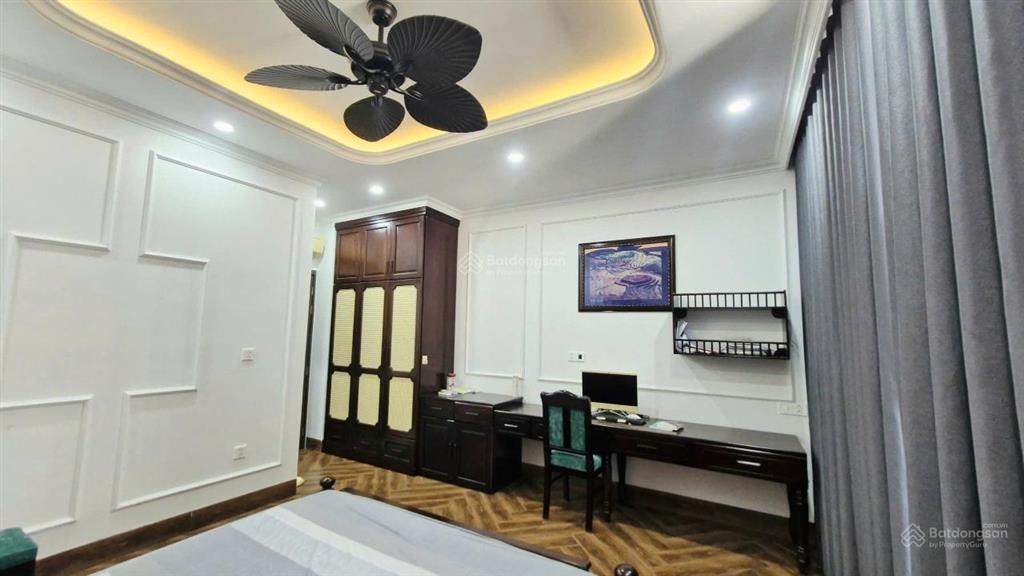 Bán nhà đẹp hiện đại 1 trệt 3 lầu (mới) lê hồng phong dt sàn 325m2 giá chỉ 13,5 tỷ đông nam mát mẻ