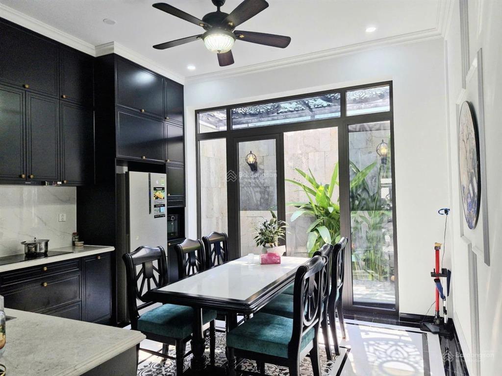 Bán nhà đẹp hiện đại 1 trệt 3 lầu (mới) lê hồng phong dt sàn 325m2 giá chỉ 13,5 tỷ đông nam mát mẻ