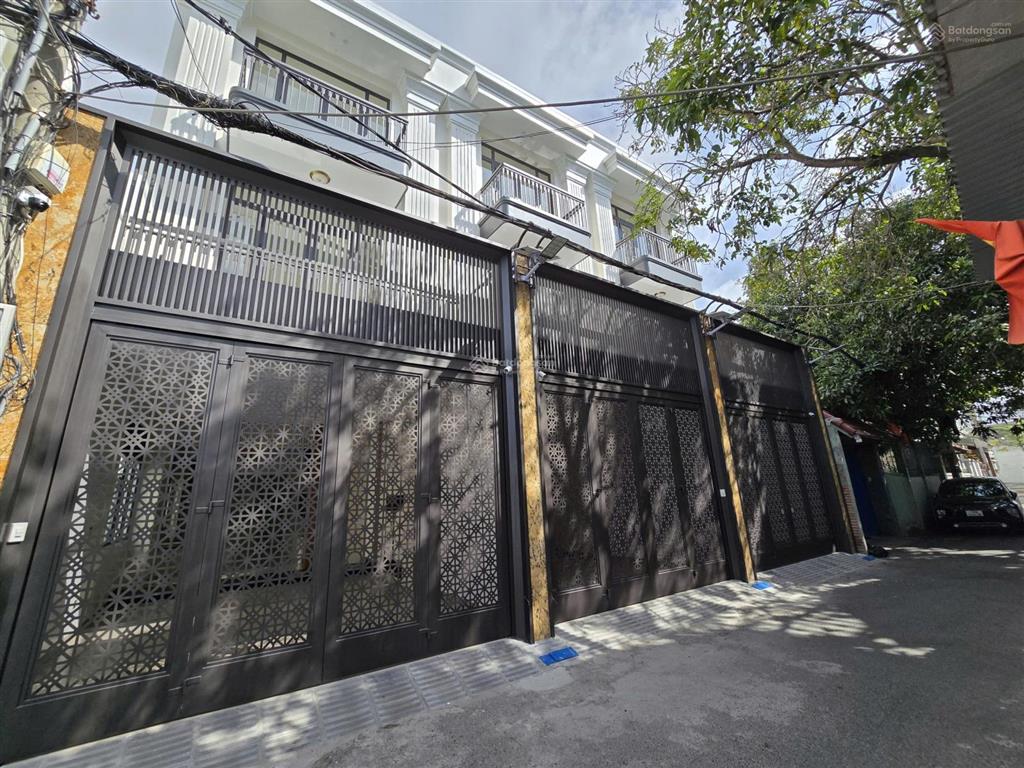 Bán nhà góc 02 mặt tiền đẹp 1t2l mới full nội thất giá 12 tỷ đường trương công định + lê hồng phong