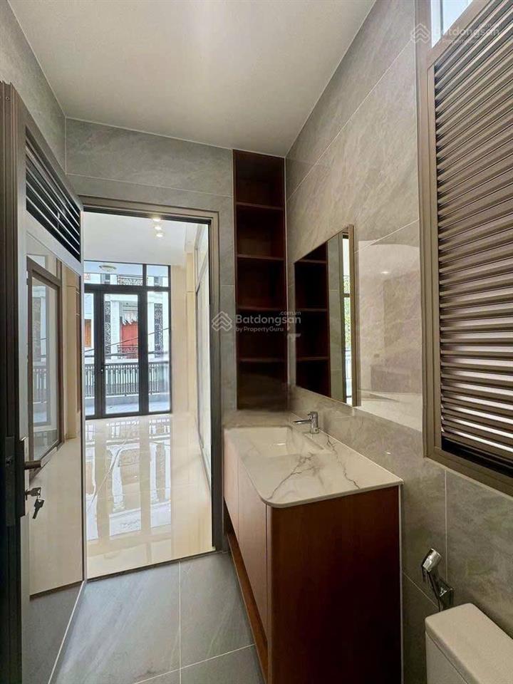 Bán nhà góc 02 mặt tiền đẹp 1t2l mới full nội thất giá 12 tỷ đường trương công định + lê hồng phong