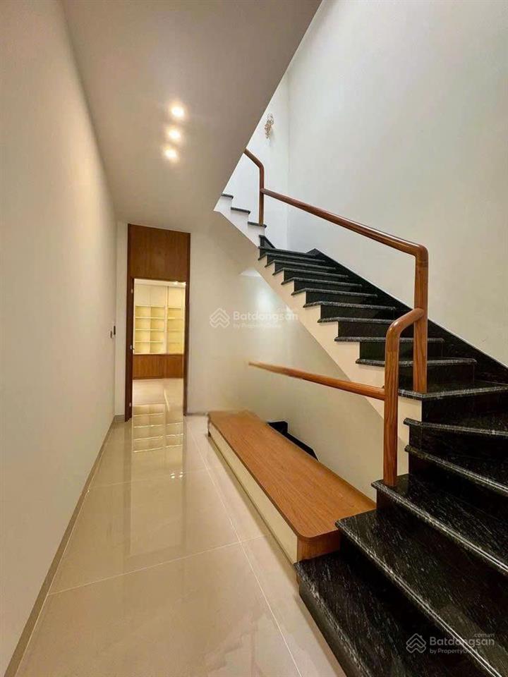 Bán nhà góc 02 mặt tiền đẹp 1t2l mới full nội thất giá 12 tỷ đường trương công định + lê hồng phong