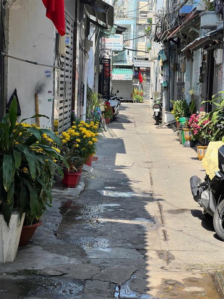 1/ liên khu 89 , bhh a , bình tân vị trí giáp bên lê thúc hoạch diện tích 4mx11m