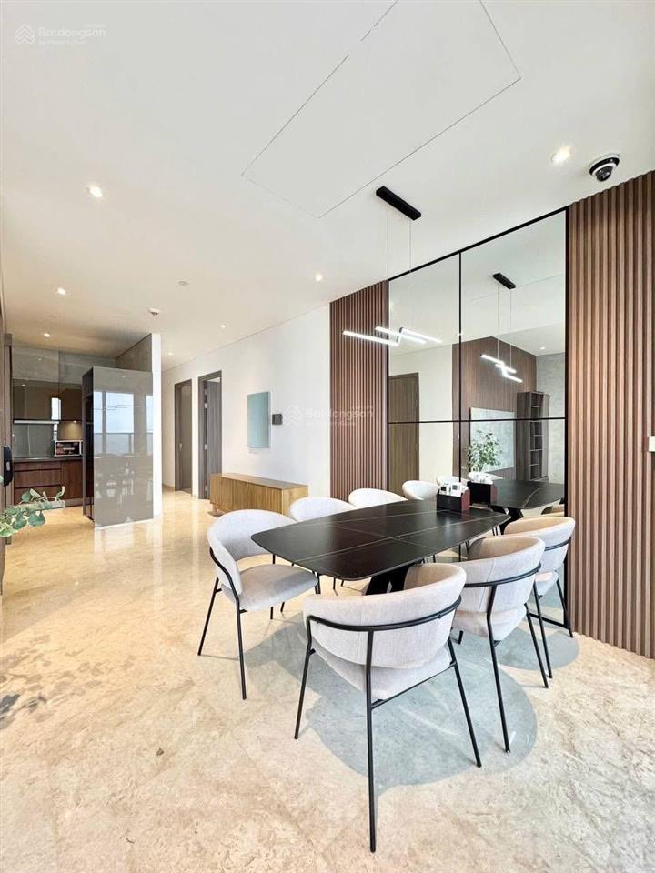 Bán 3pn the marq thang máy riêng view tp đẹp