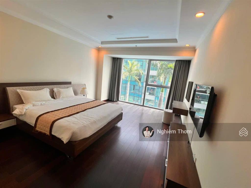 Cho thuê căn hộ 65tr 3pn vincom đồng khởi quận 1