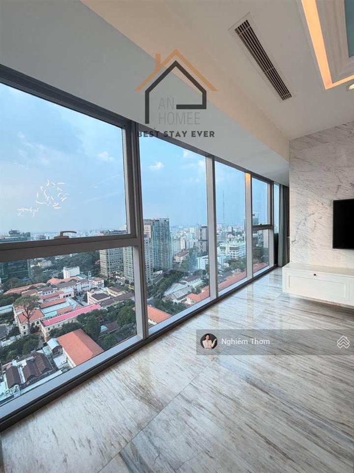 Cho thuê căn vip căn góc đẹp nhất dự án, đầy đủ nội thất giá 118tr/tháng 2pn vincom đồng khởi