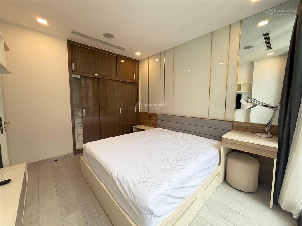 Cho thuê căn hộ đủ nội thất 1pn 21tr vinhomes golden river quận 1