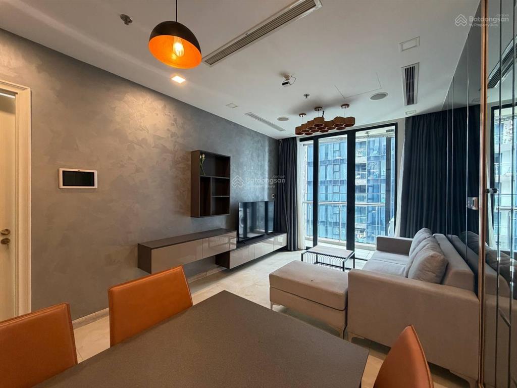 Cho thuê căn hộ đủ nội thất 1pn 21tr vinhomes golden river quận 1