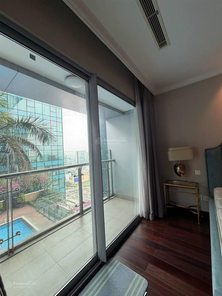 Thiện chí bán căn hộ vincom đồng khởi 45,5 tỷ 190m2 3 phòng ngủ 240tr/m2