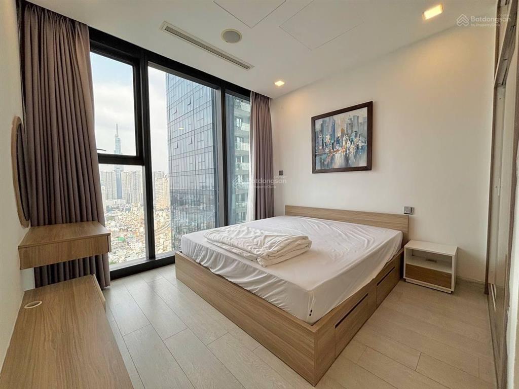Bán căn hộ 2pn 72m2 trọn view 13.5ty vinhomes golden river quận 1