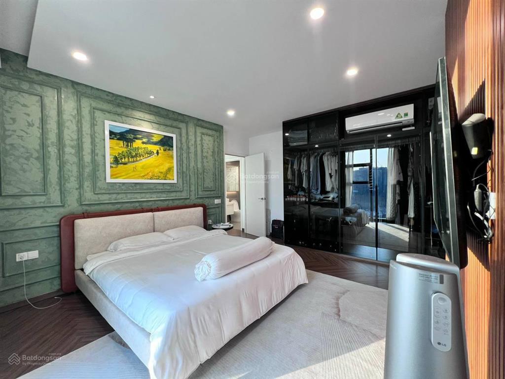 Cho thuê 2pn đẹp nhất sunwah pearl | view sông bitexco 105m2