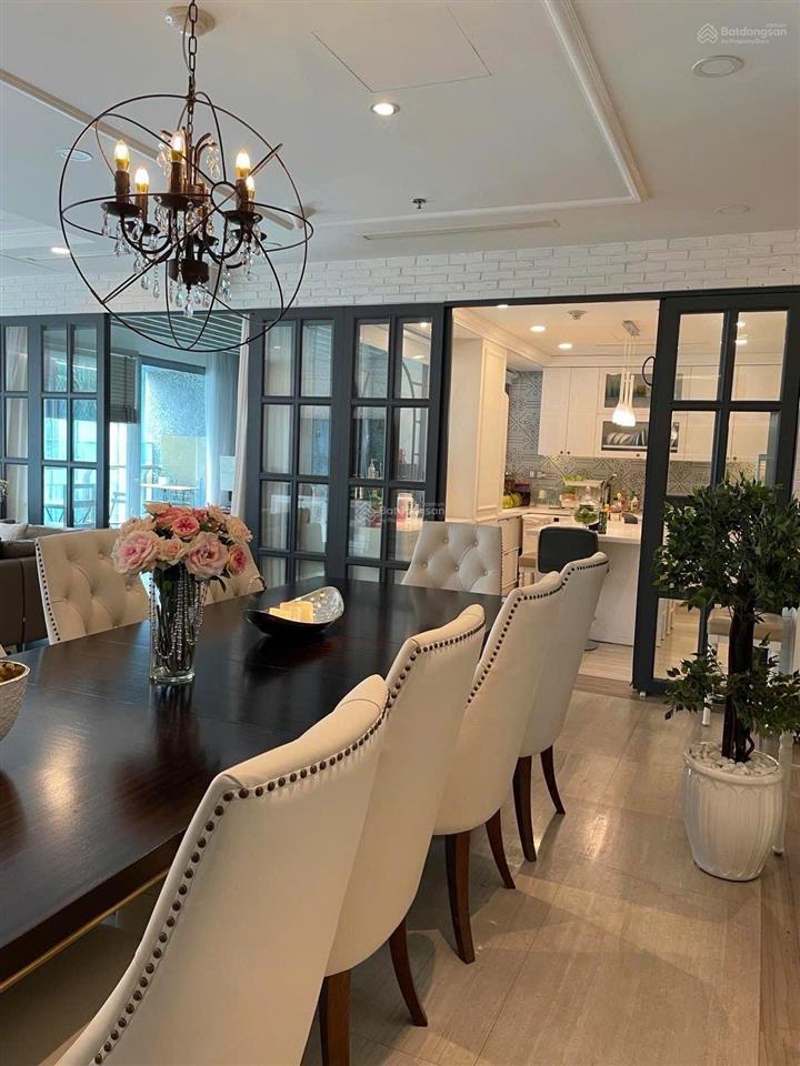Cho thuê nhanh căn hộ 3pn 190m² 93tr/th vinhomes đồng khởi quận 1