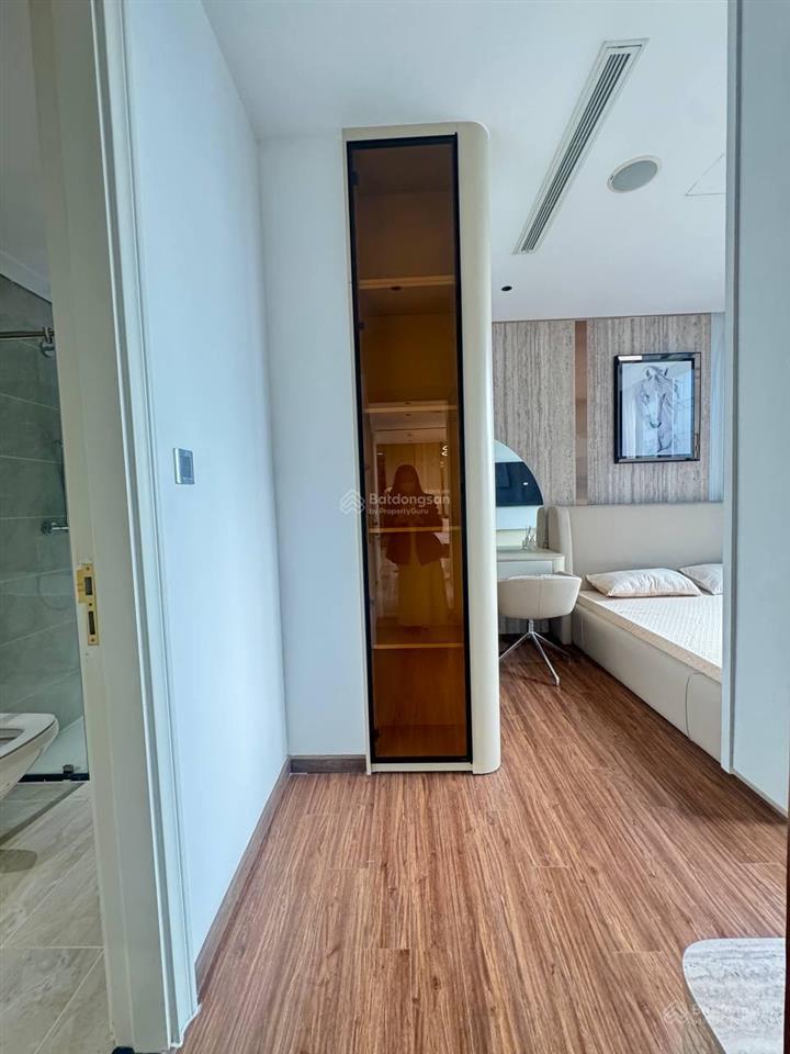 Bán hàng hiếm 2pn vinhomes golden river, giá 24 tỷ view trực diện sông