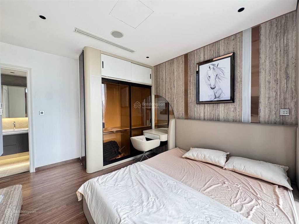 Bán hàng hiếm 2pn vinhomes golden river, giá 24 tỷ view trực diện sông