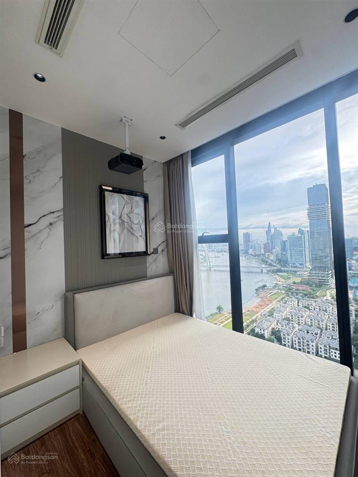Bán hàng hiếm 2pn vinhomes golden river, giá 24 tỷ view trực diện sông