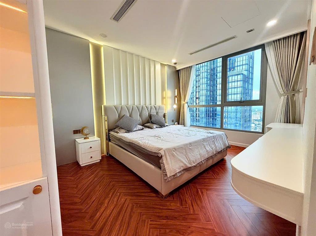 Bán 3pn full view  nội thất mới decor 100%