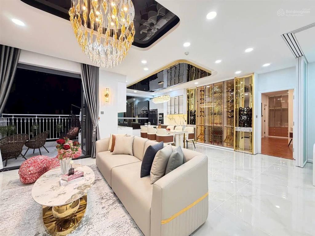 Penthouse central park  cho thuê nhà siêu đẹp, mới 100%
