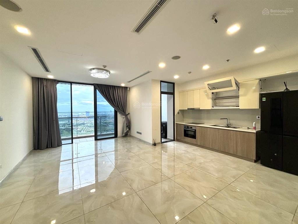 Bán gấp căn hộ 3pn 19 tỷ vinhomes golden river giá tốt
