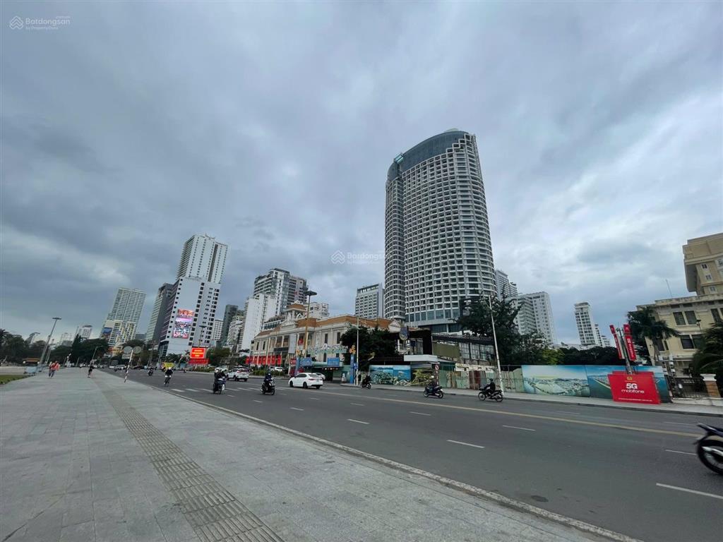 Đất nền mặt tiền nguyễn thị minh khai nha trang. ngang 10m đẹp, biển 500m. đang có dòng tiền 110tr