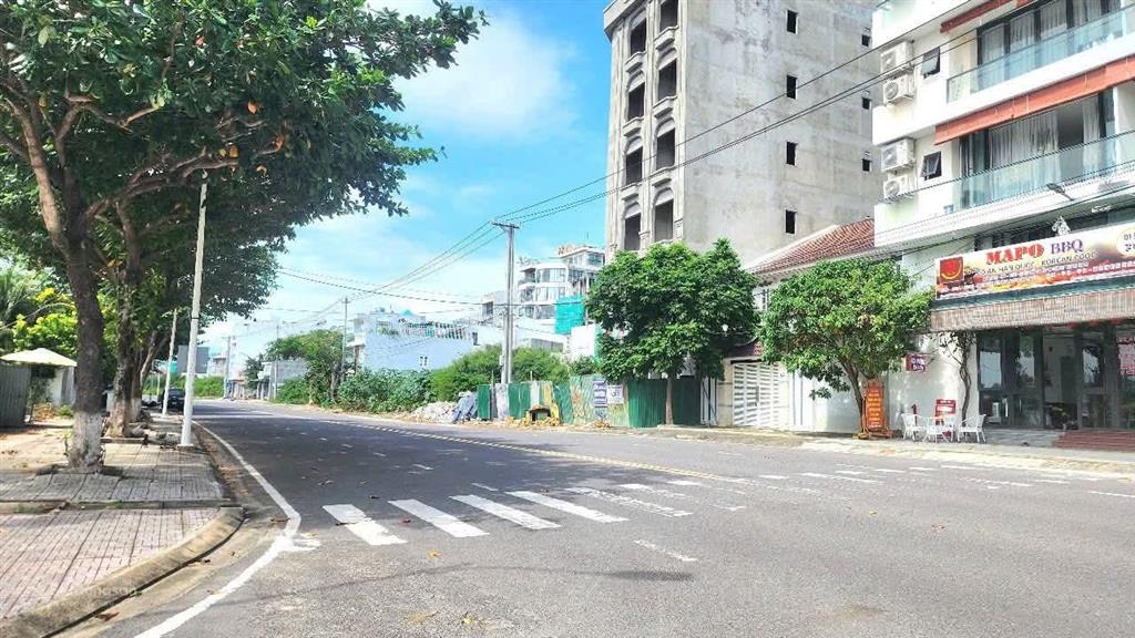 Siêu vip 3 mặt tiền phạm văn đồng, cạnh bến du thuyền quốc tế 5 sao nha trang. xây được 16 tầng