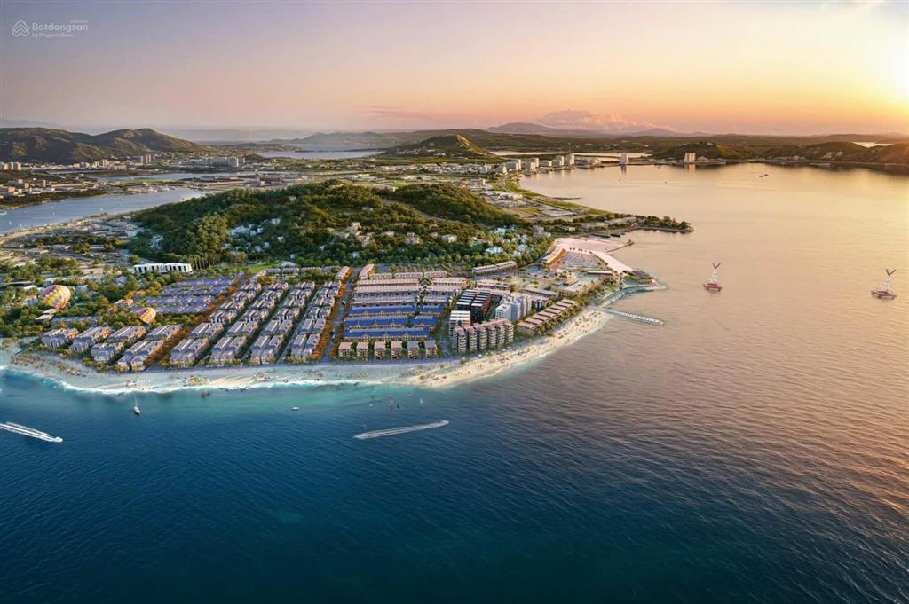Biệt thự đơn lập hiếm, độc quyền. chỉ có 39 căn. vinhomes pearl bay nha trang