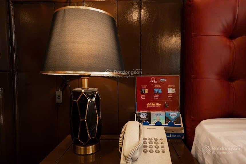 Dòng tiền 80 triệu/tháng. khách sạn hẻm ô tô nguyễn thị minh khai, nha trang. gần biển 200m