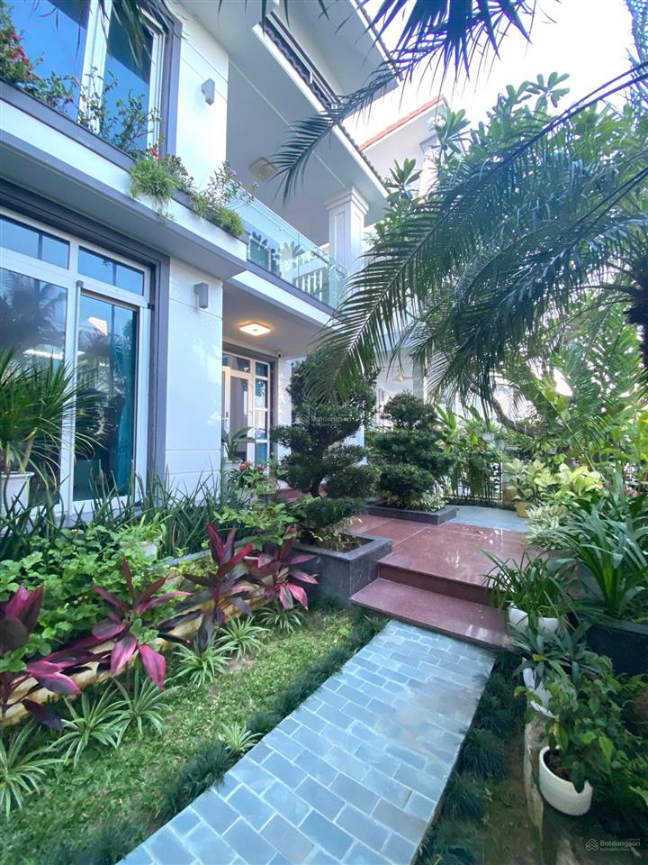 Giảm sốc 10 tỷ bán nhanh. villa 2 mặt tiền biển kđt an viên nha trang