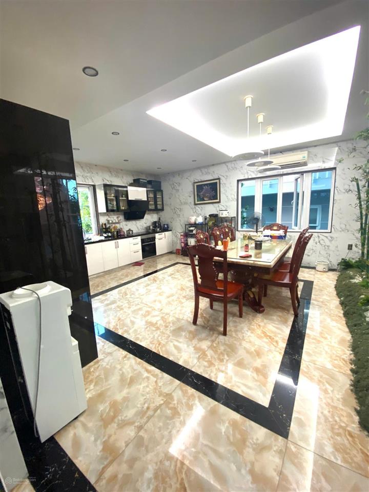 Giảm sốc 10 tỷ bán nhanh. villa 2 mặt tiền biển kđt an viên nha trang