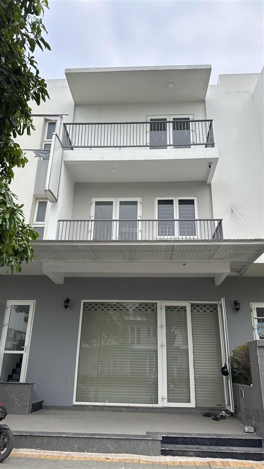 Cho thuê bt tại dragon village, 10 triệu vnd, 160m2, view đẹp, uy tín, q9, hcm