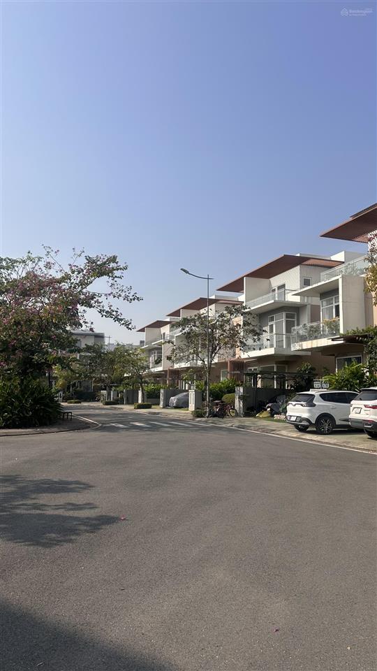 Cho thuê bt tại dragon village, 10 triệu vnd, 160m2, view đẹp, uy tín, q9, hcm