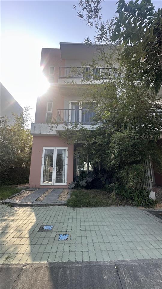 Cho thuê bt tại dragon village, 10 triệu vnd, 160m2, view đẹp, uy tín, q9, hcm