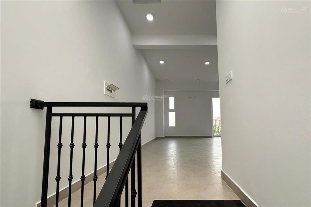 Cho thuê nhà biệt thự dragon village, 14 triệu vnd, 90 m2, 3pn, 3t