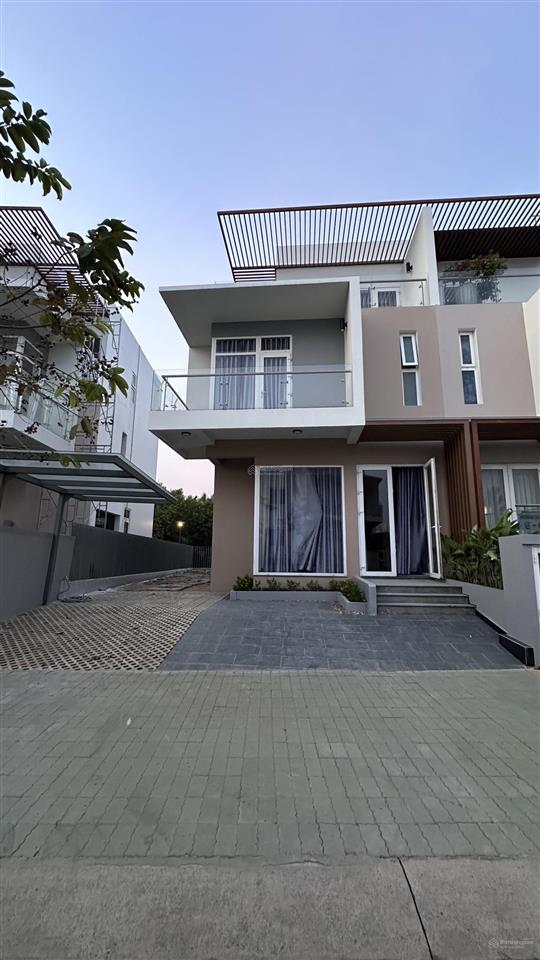 Bán nhà biệt thự hàng hiếm tại dragon village 12 tỷ